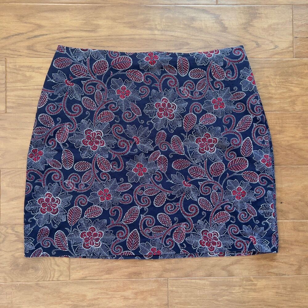 Talbots Woman Pencil Skirt Size 24W Navy Blue/Red/White Floral Print